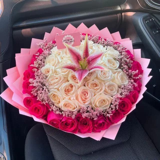 Arreglos especiales y cajas florales – Mas que Flores